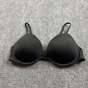 VICTORIA’s SECRET Women’s Black Padded Plunge Bra size: 36D